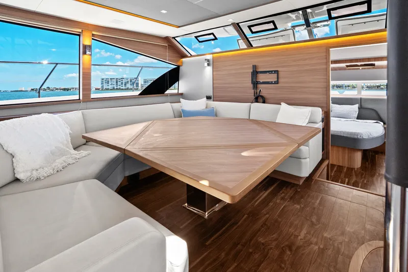 Slide: The Image of Aquila 54 Yacht 2026 - 6205409