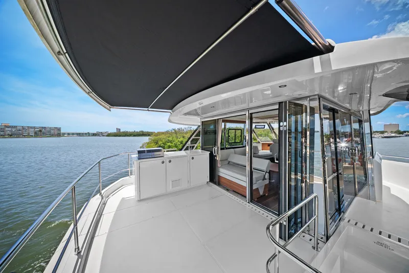 Slide: The Image of Aquila 54 Yacht 2026 - 6205413