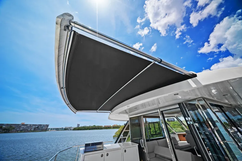 Slide: The Image of Aquila 54 Yacht 2026 - 6205414