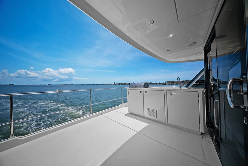 Slide: The Image of Aquila 54 Yacht 2026 - 6205417