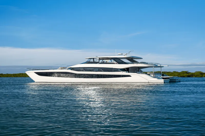 Slide: The Image of Aquila 50 Yacht 2026 - 6007912