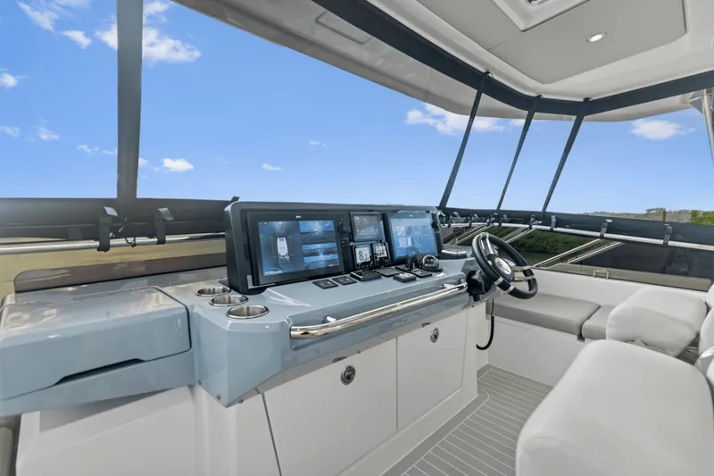 Slide: The Image of Aquila 50 Yacht 2026 - 6007930