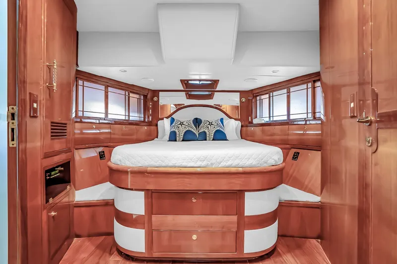 Slide: The Image of JEFFERSON Starship 82 Mentorship IV - VIP Stateroom - 6038610