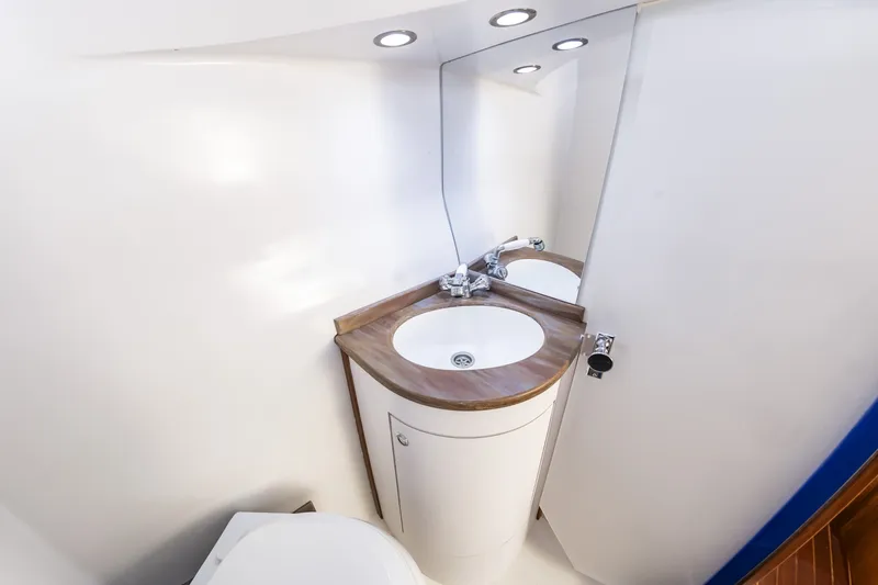 Slide: The Image of Custom Carolina 36 Express 2009 - 6008214