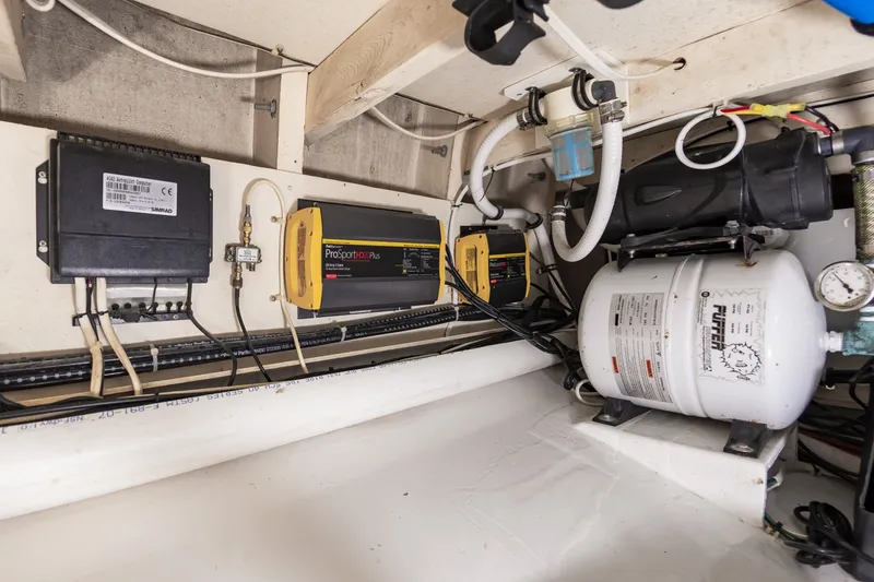 Slide: The Image of Custom Carolina 36 Express 2009 - 6008217