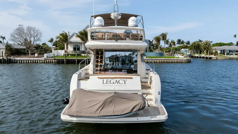 Slide: The Image of 2015 Prestige 550 'Legacy' - 6613519