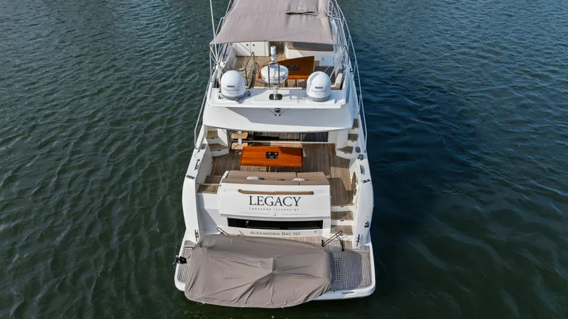 Slide: The Image of 2015 Prestige 550 'Legacy' - 6613525