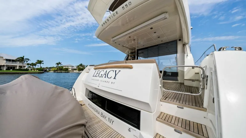 Slide: The Image of 2015 Prestige 550 'Legacy' - 6613454