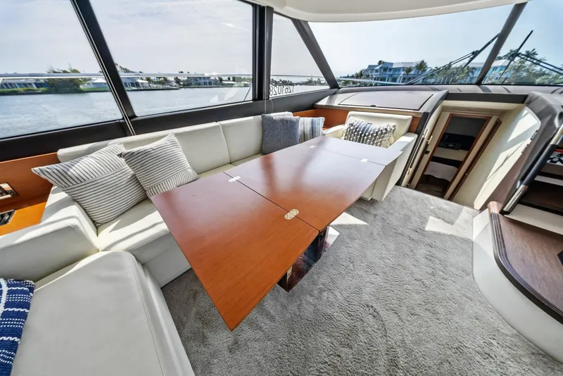Slide: The Image of 2015 Prestige 550 'Legacy' - 6008805