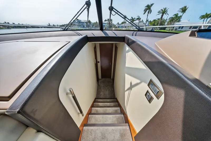Slide: The Image of 2015 Prestige 550 'Legacy' - 6008811