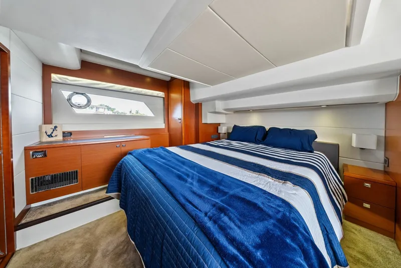 Slide: The Image of 2015 Prestige 550 'Legacy' Master Stateroom - 6008813