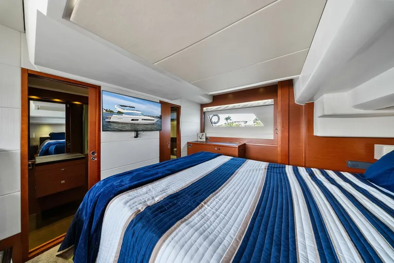 Slide: The Image of 2015 Prestige 550 'Legacy' - 6008815