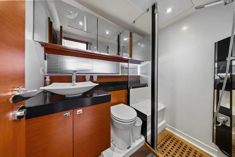 Slide: The Image of 2015 Prestige 550 'Legacy' - 6008850