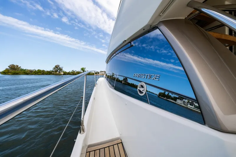 Slide: The Image of 2015 Prestige 550 'Legacy' - 6008859