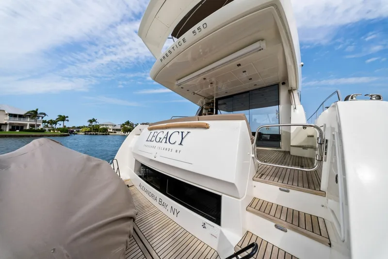 Slide: The Image of 2015 Prestige 550 'Legacy' - 6008783