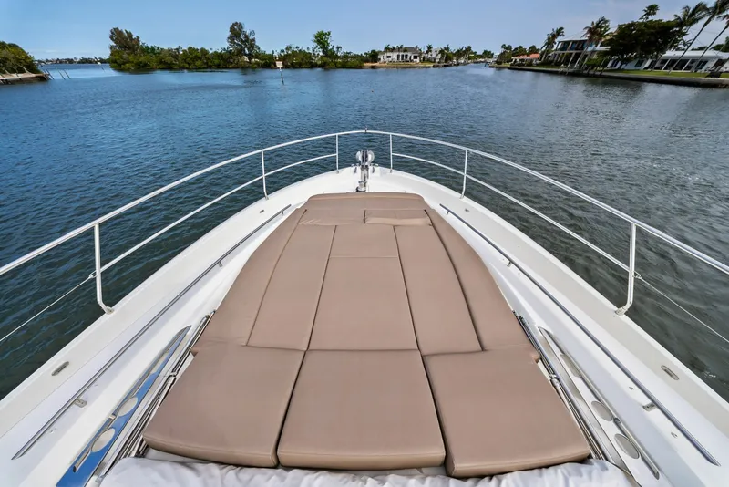 Slide: The Image of 2015 Prestige 550 'Legacy' - 6008867