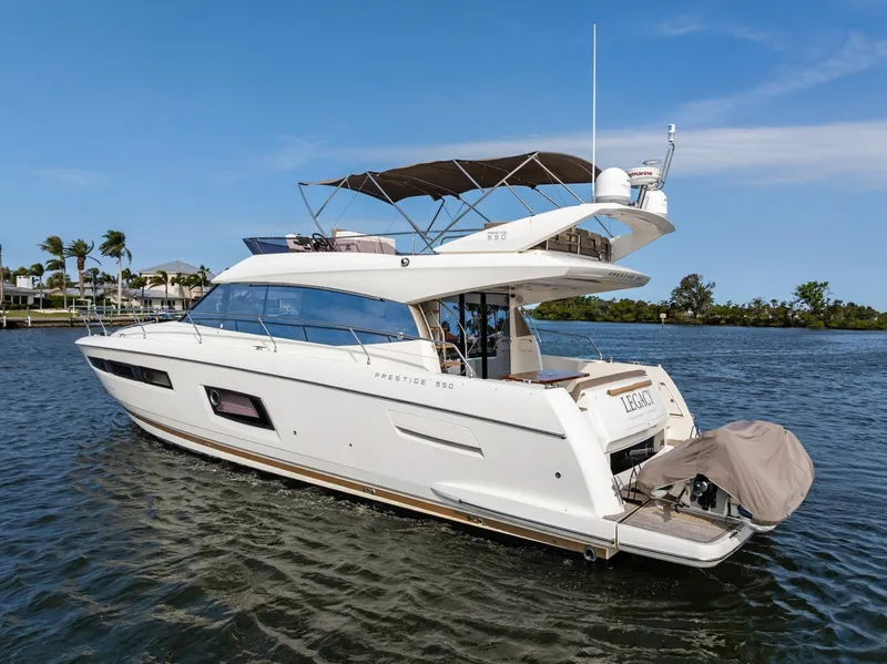 Slide: The Image of 2015 Prestige 550 'Legacy' - 6008877