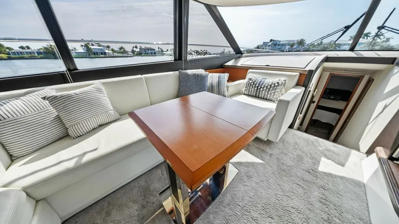 Slide: The Image of 2015 Prestige 550 'Legacy' - 6613475