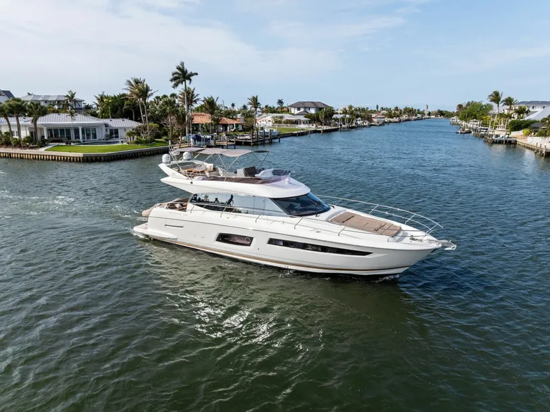 Slide: The Image of 2015 Prestige 550 'Legacy' - 6008883