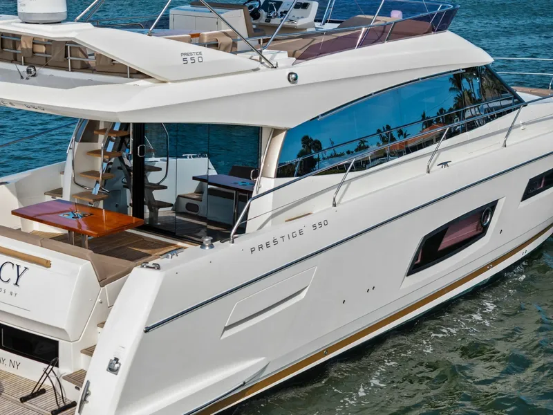 Slide: The Image of 2015 Prestige 550 'Legacy' - 6008884