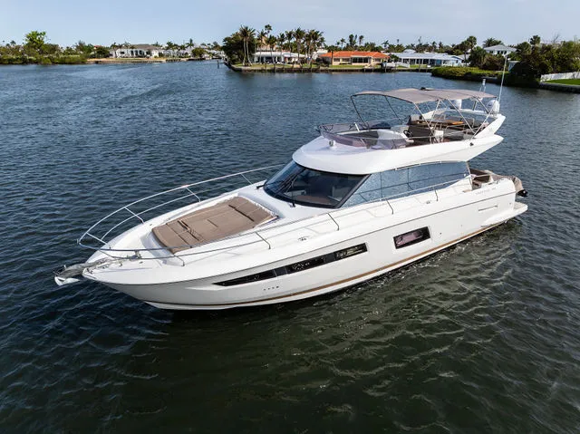 Slide: The Image of Prestige 550 2015 - 85