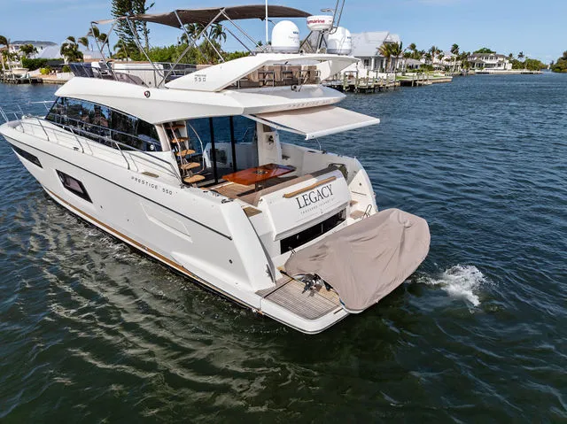 Slide: The Image of Prestige 550 2015 - 91