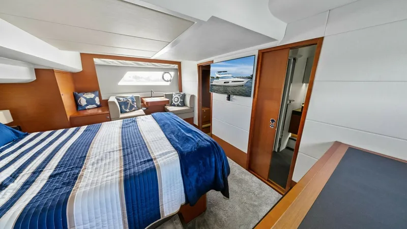 Slide: The Image of 2015 Prestige 550 'Legacy' - 6613484