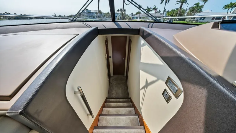 Slide: The Image of 2015 Prestige 550 'Legacy' - 6613482