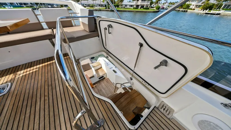 Slide: The Image of 2015 Prestige 550 'Legacy' Flybridge - 6613460