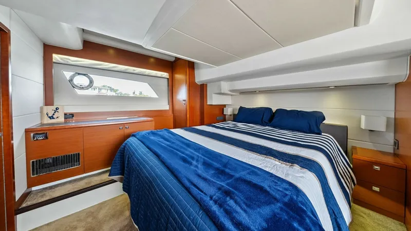 Slide: The Image of 2015 Prestige 550 'Legacy' Master Stateroom - 6613483