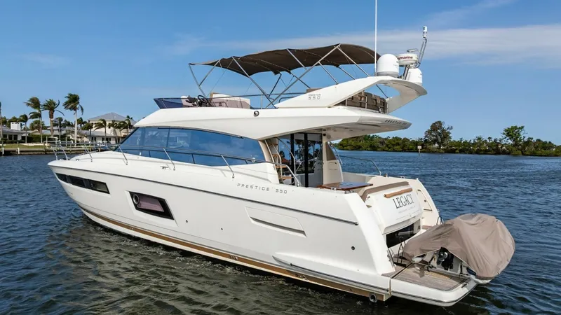 Slide: The Image of 2015 Prestige 550 'Legacy' - 6613520
