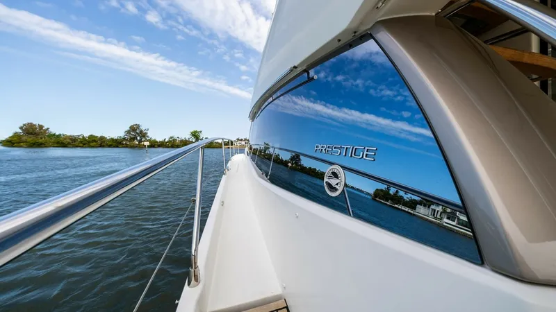 Slide: The Image of 2015 Prestige 550 'Legacy' - 6613505