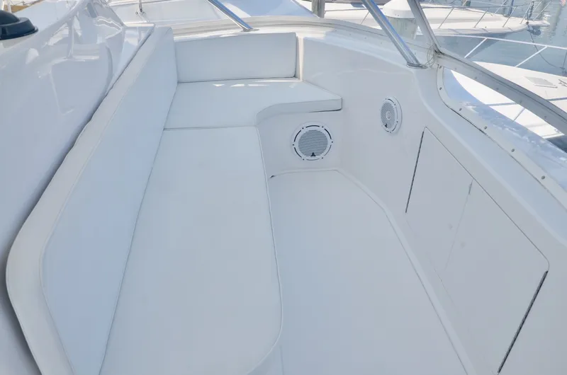Slide: The Image of Viking 52 LET IT RAIN - Helm Seating 2003 Viking 52 
LET IT RAIN - 6009174