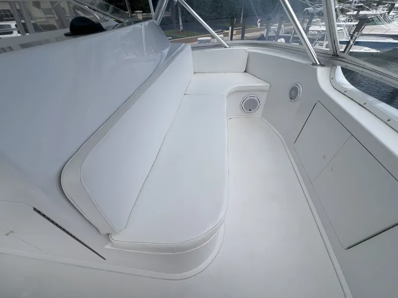 Slide: The Image of Viking 52 LET IT RAIN - Helm Seating 2003 Viking 52
LET IT RAIN - 7677916