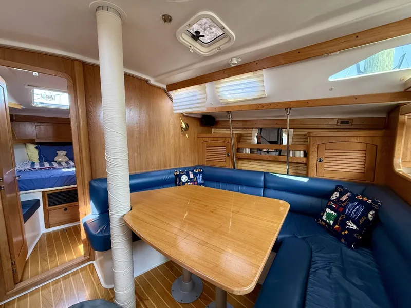 Slide: The Image of Catalina 40 2002 - 6045213