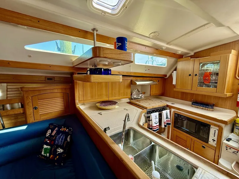 Slide: The Image of Catalina 40 2002 - 6045212