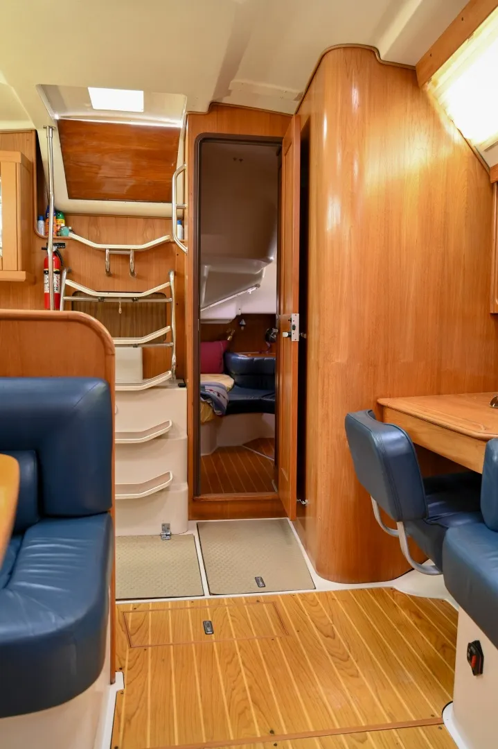 Slide: The Image of Catalina 40 2002 - 6008944