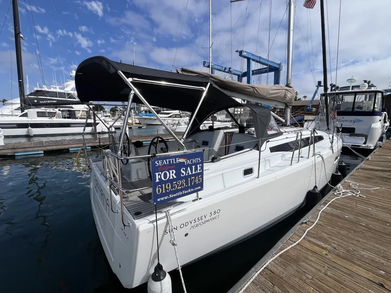 Slide: The Image of Jeanneau 380 PERFORMANCE 2023 - 6552754