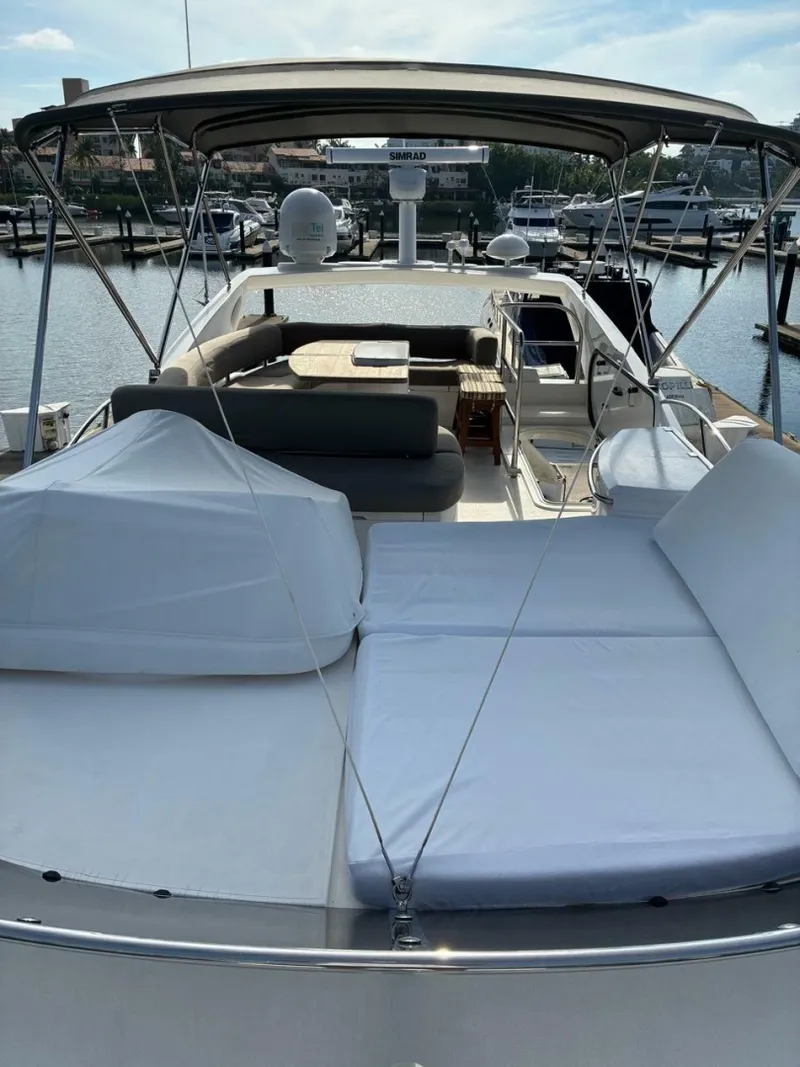Slide: The Image of Sunseeker Manhattan 52 2010 - 6009453