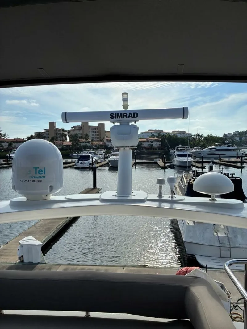 Slide: The Image of Sunseeker Manhattan 52 2010 - 6009466