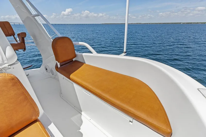 Slide: The Image of 2008 Viking 68 Skybridge "Liquid Apple" - 6050479