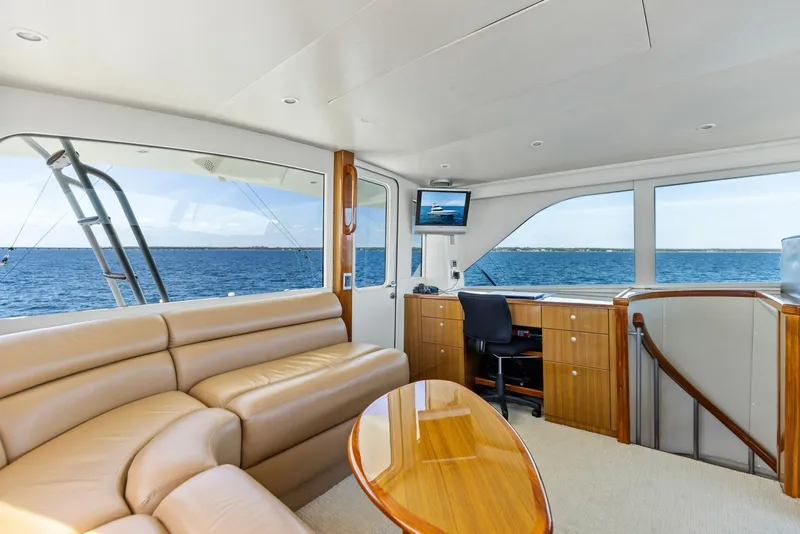 Slide: The Image of 2008 Viking 68 Skybridge "Liquid Apple" - 6050434