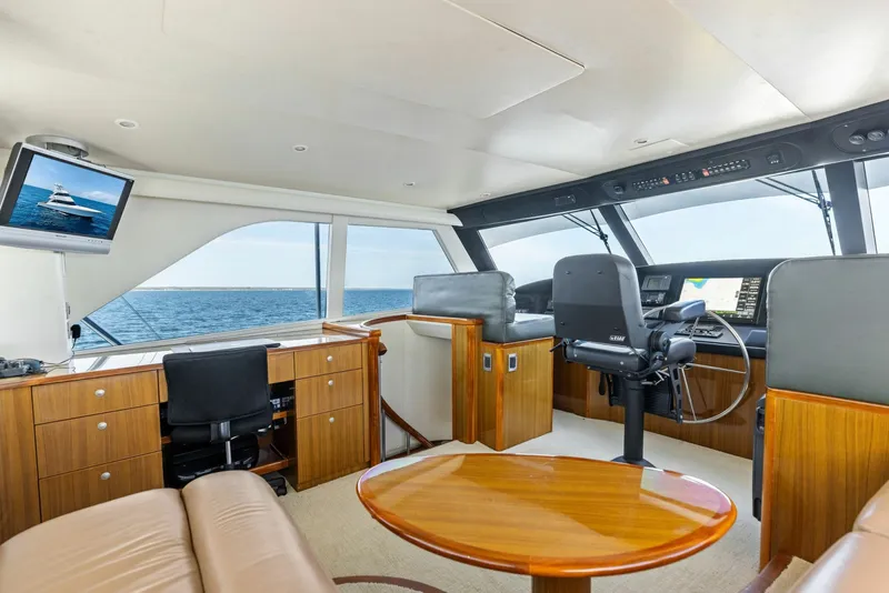 Slide: The Image of 2008 Viking 68 Skybridge "Liquid Apple" - 6050433