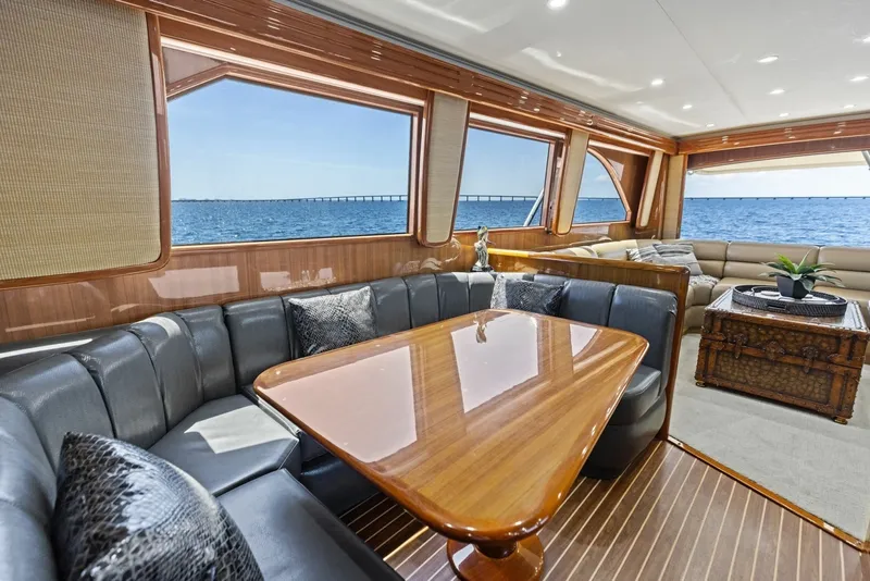 Slide: The Image of 2008 Viking 68 Skybridge "Liquid Apple" - 6050638