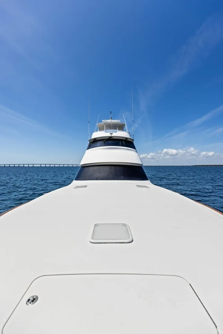 Slide: The Image of 2008 Viking 68 Skybridge "Liquid Apple" - 6050730