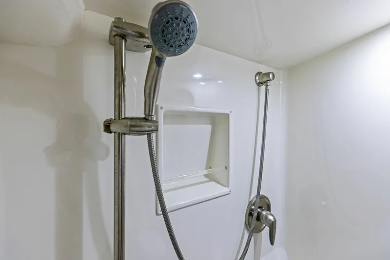 Slide: The Image of 2008 Viking 68 Skybridge "Liquid Apple" - 6050756