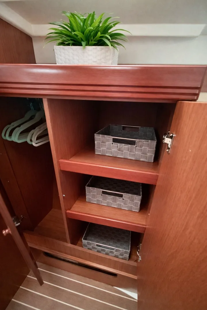 Slide: The Image of Jeanneau Sun Odyssey 42i 2007 - 6010436