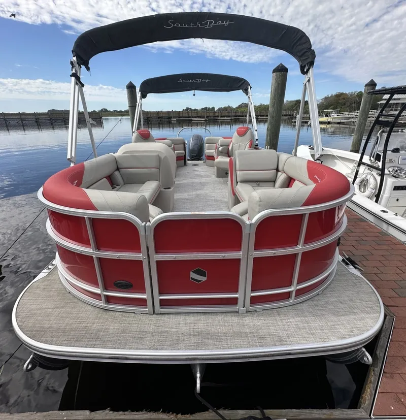 Slide: The Image of South Bay LE Series Tri Hull 2022 - 6010017