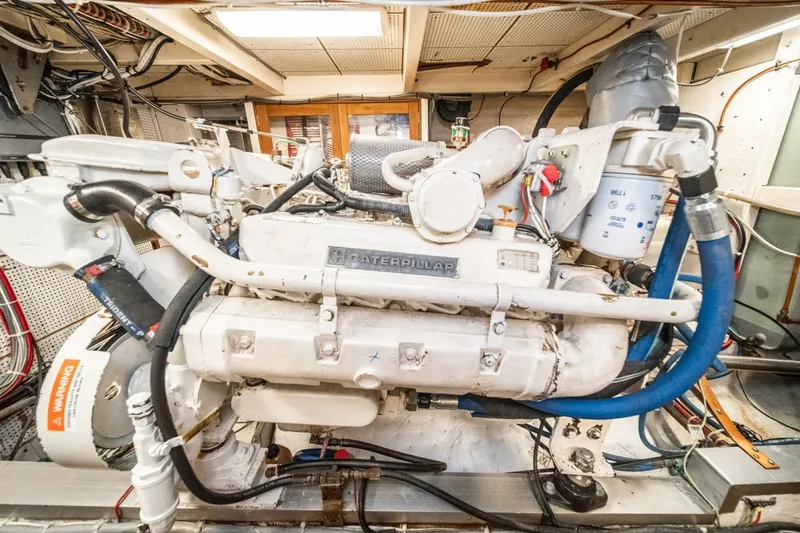 Slide: The Image of Grand Banks 47 motoryacht 1987 - 6035396