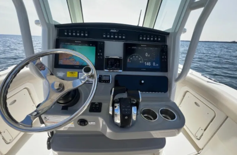 Slide: The Image of Boston Whaler 280 Outrage 2016 - 6010463